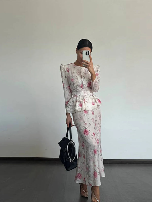 Elegant Floral Skirt Outfit