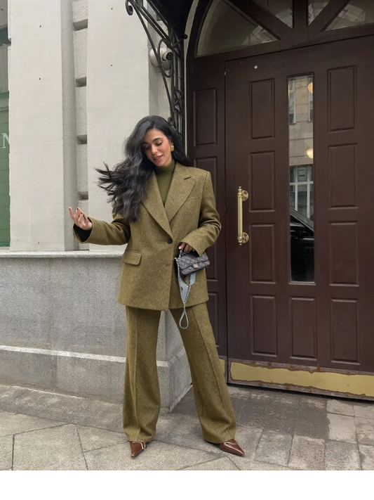 Chic &amp; Sophisticated Tailored Suit