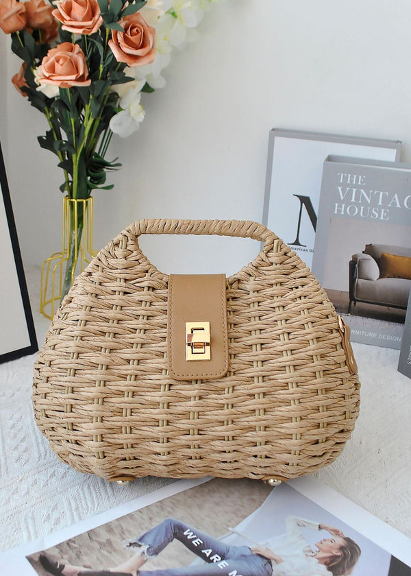 Chic Curved Straw Bag